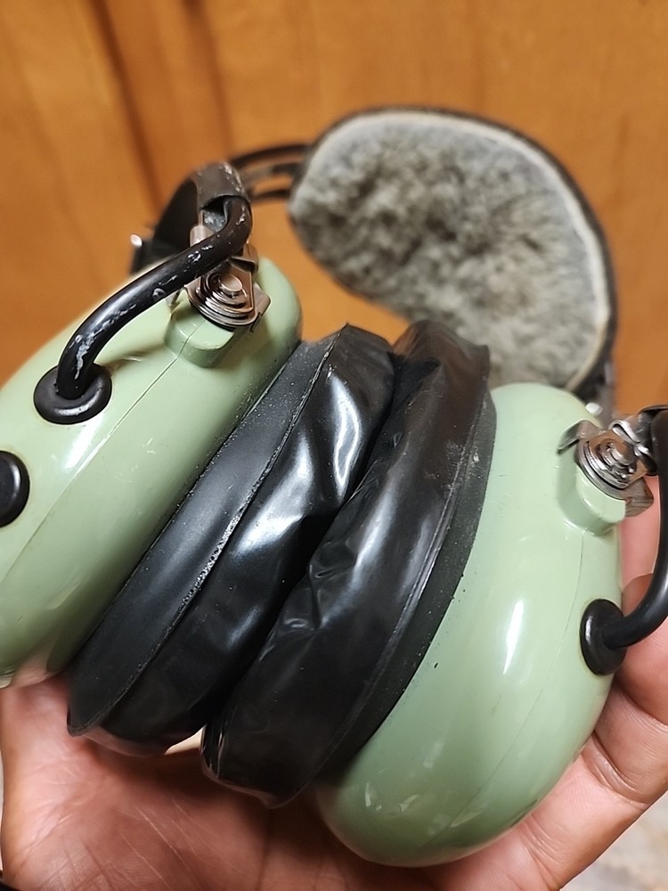 David Clark TSO-C58a Aviation Headset Model M-4 UNTESTED