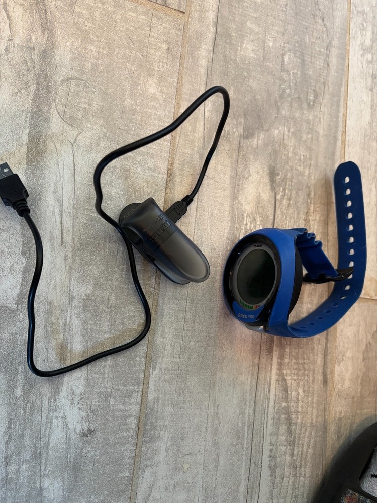 Mares Puck Pro Wrist Dive Computer with Dive Link USB