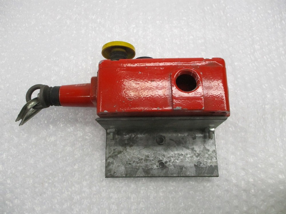 ALLEN BRADLEY BS-5304 SWITCH UNMP