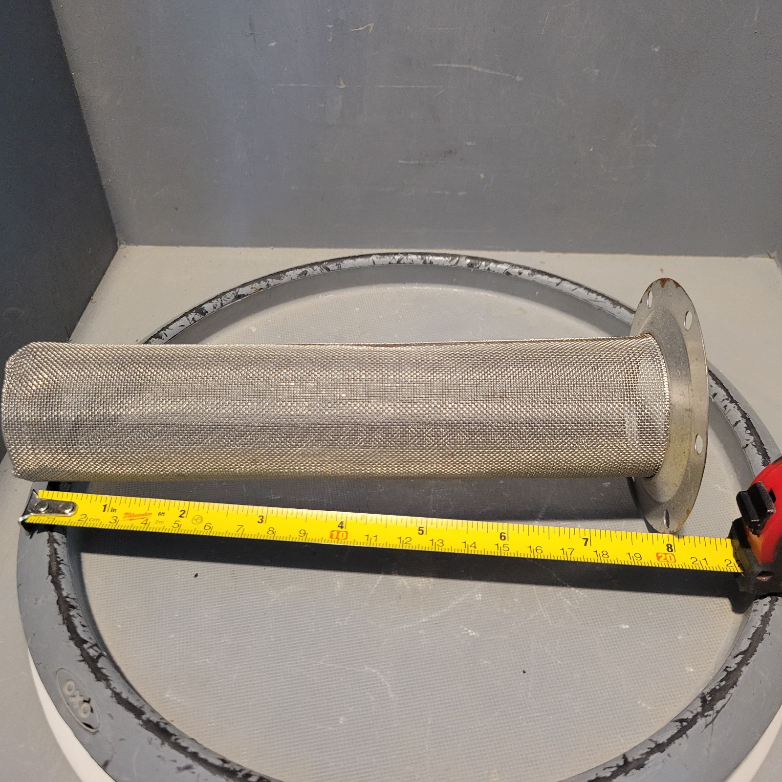 Hydraulic Reservoir Strainer, 8"