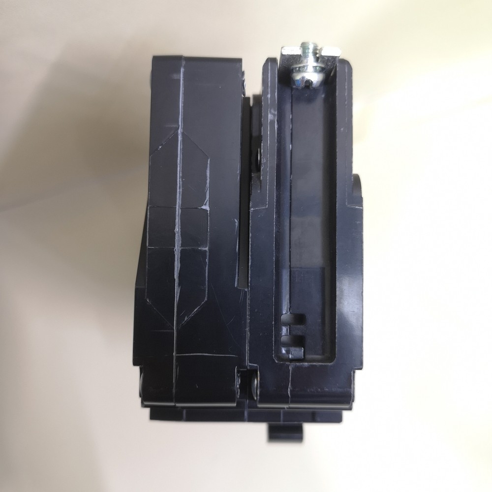 SQUARE D EDB14015EPD BREAKER