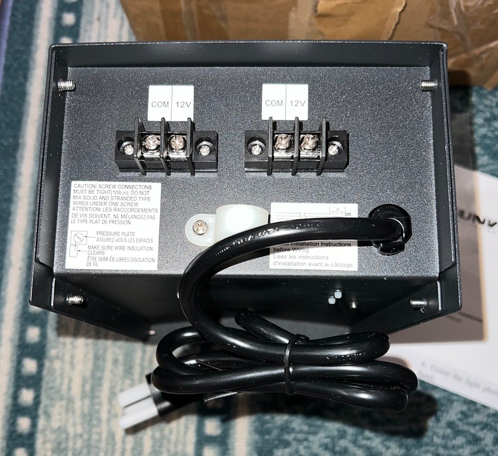 SUNVIE 200W Low Voltage Landscape Lighting Transformer, Timer, Photocell Sensor
