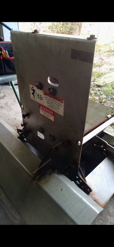 8ft Monroe Stainless Steel Salt Spreader