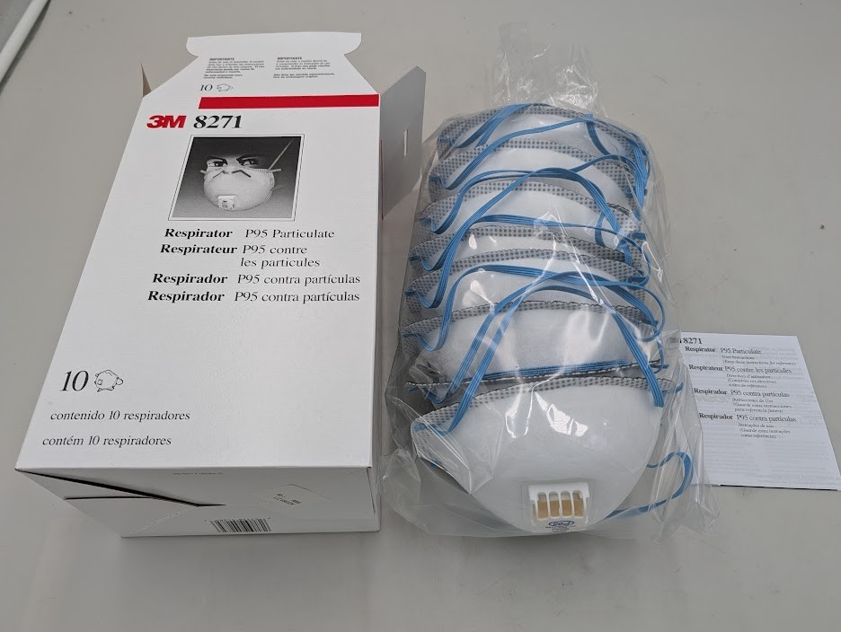 Box of 10 3M P95 8271 Multi-Purpose Disposable Particulate Respirator Mask