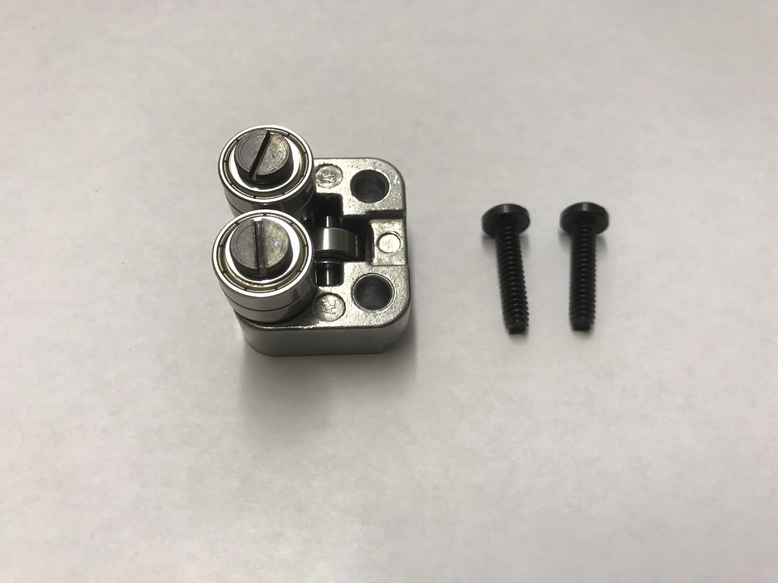 NEW GENUINE MILWAUKEE REAR GUIDE ROLLER KIT 42-28-0025 BANDSAW