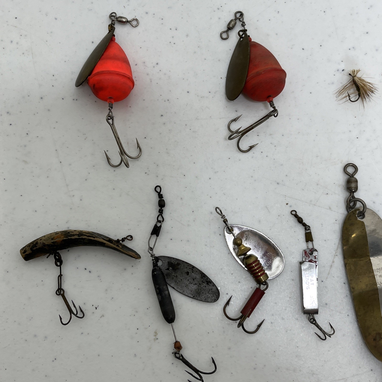 Lot of Vintage Fishing Tackle Spoons Spinners Swivels Hooks Lures Lot of 15