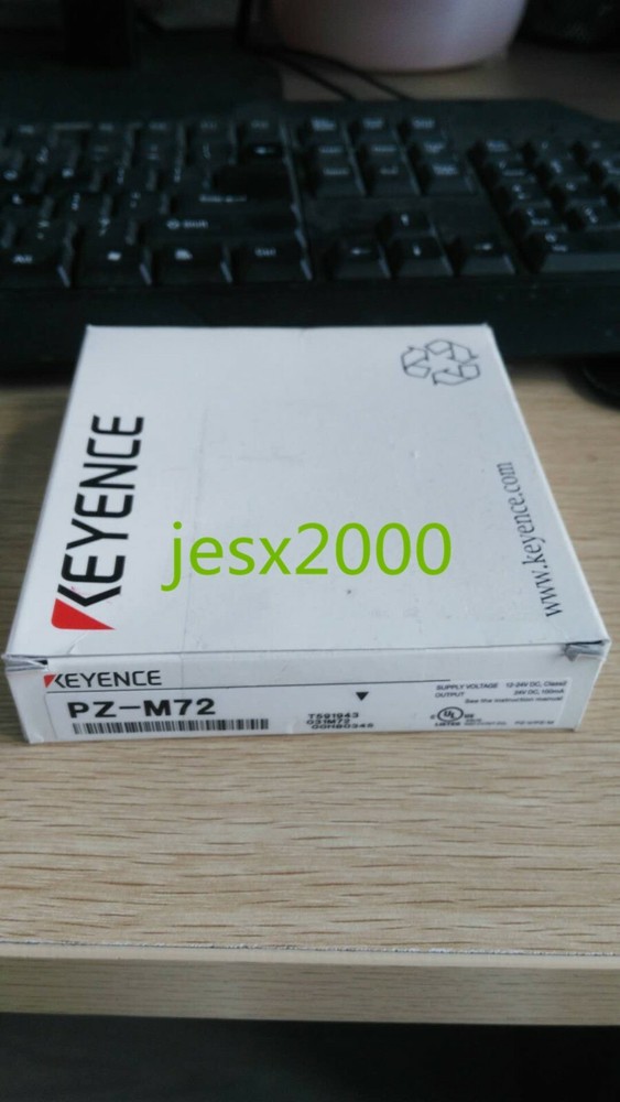 1PC Keyence Photoelectric sensor PZ-M72