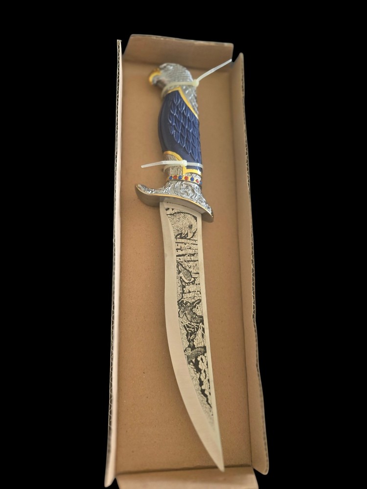 Wildlife Eagle Detailed Display Dagger Knife with Stand