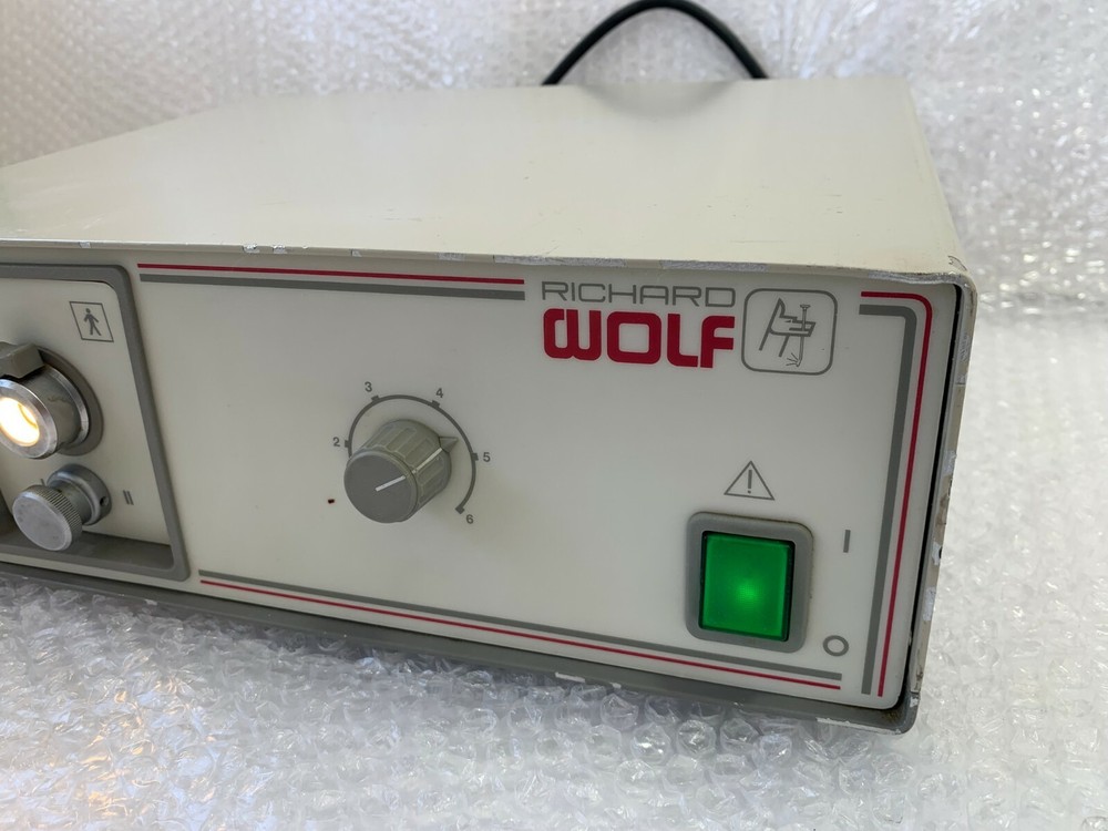 Richard Wolf 4200 LP Light Source For Endoscope Used 4200.001