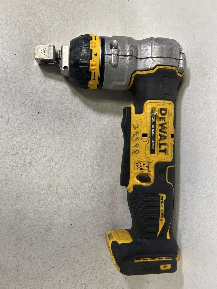 DEWALT DCE158 20V MAX Cordless Copper Cable Cutter Kit