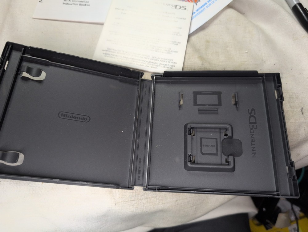 Nintendo DS/GBA Case Only - Empty - No Graphics - Random DS Inserts