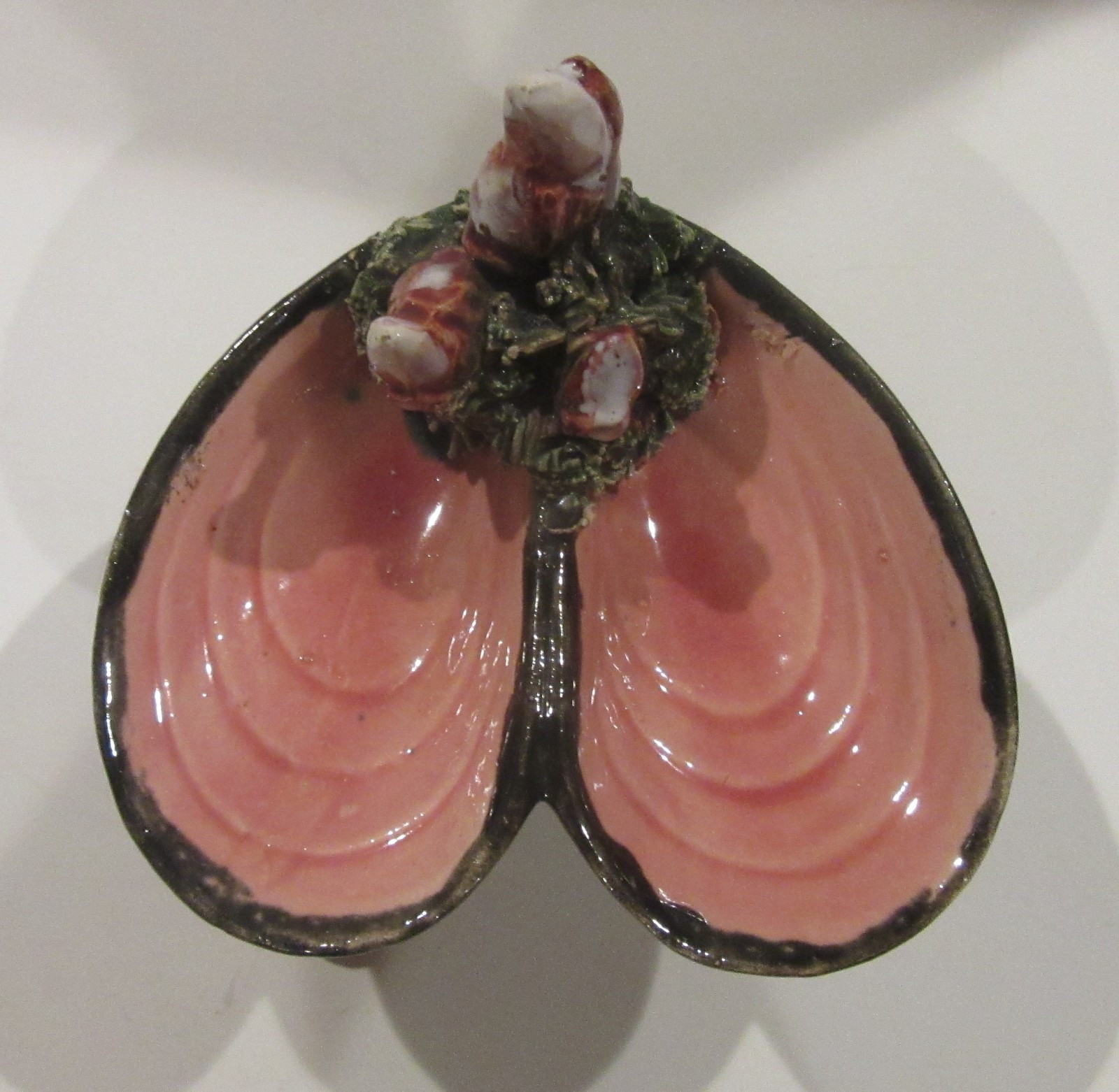 Ca 1880 Majolica Palissy Ware Open Salt Mussel Shells Crab Legs