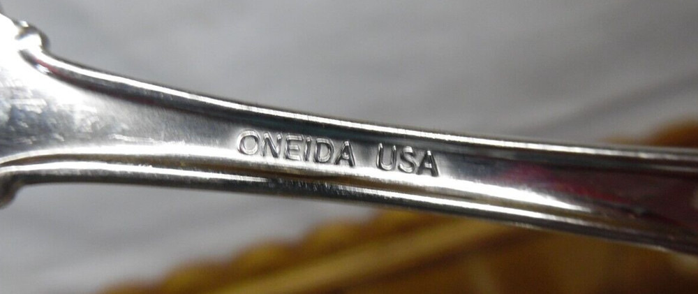37 pcs Partial Onieda Flatware Set - Arbor-American Harmony (Stainless)