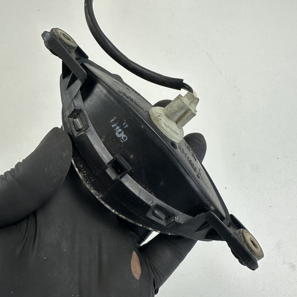 Triumph 955i Sprint RS 2003 Front parker position light lamp