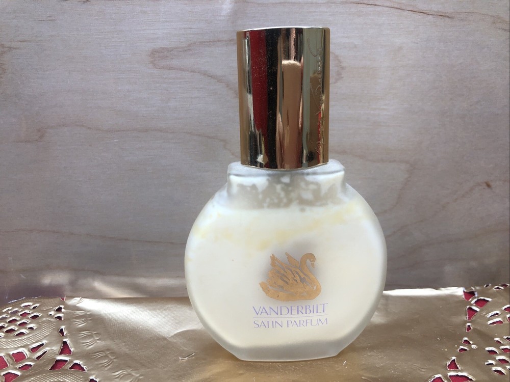 Vanderbilt Satin Parfum 1.7oz Spray As Pictured