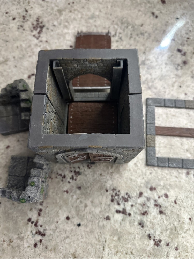 Dwarven Forge Castle Builder Gatehouse With Electric Light Option