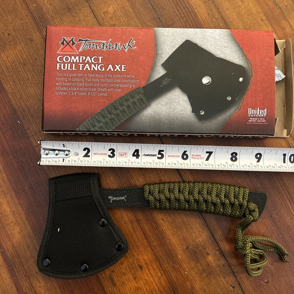 Tomahawk compact full tank Axe brand new