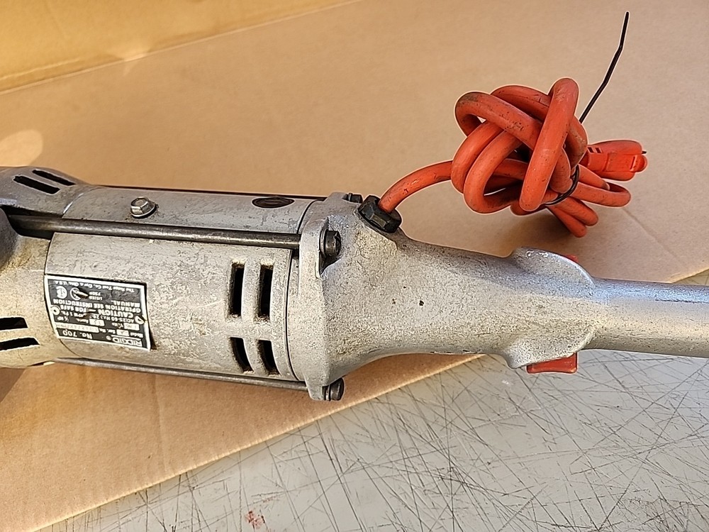 Ridgid 700 Handheld Electric Pipe Threader Machine