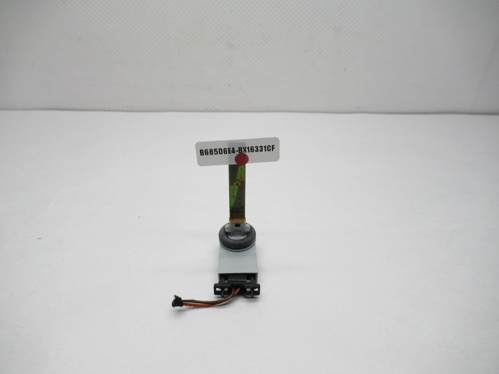 2000-2002 Audi S4 A4 Vent Duct Temperature Sensor 4B0820539 OEM