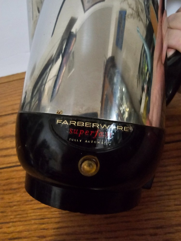VINTAGE FARBERWARE #122B 12 CUP COFFEE POT TESTED