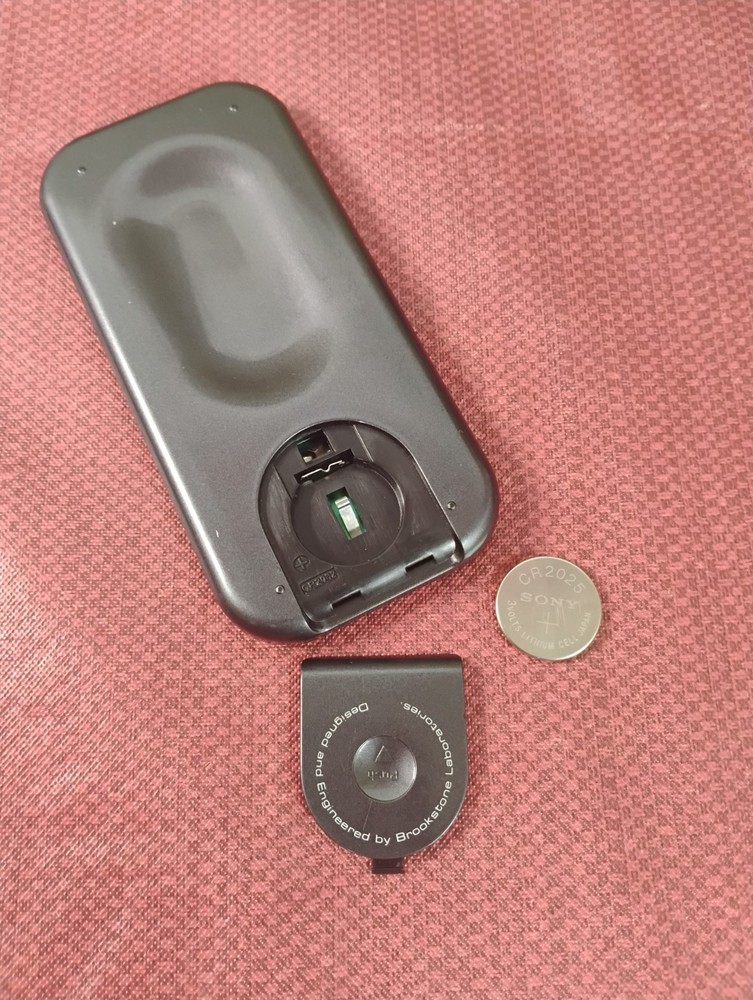 Brookstone SLCD V4 OEM Replacement Remote - TESTED - w/ Battery