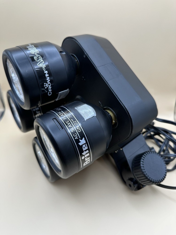 Britek S-201 AC Slave Flash 4 Head Studio Strobe Light GN22 Tested Working