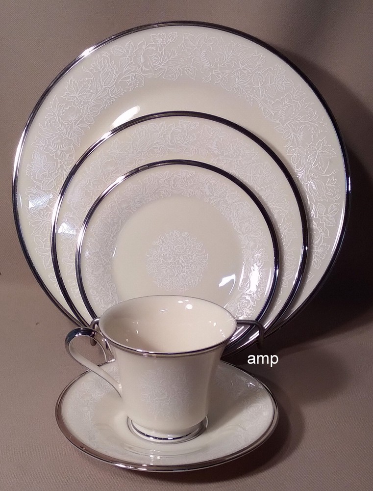 Lenox Moonspun Place Setting (5 Pieces) PERFECT!