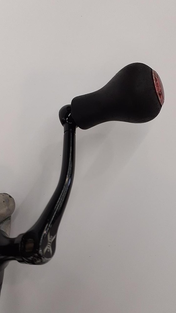 12 SEPHIA C14+ C3000HGS spinning reel