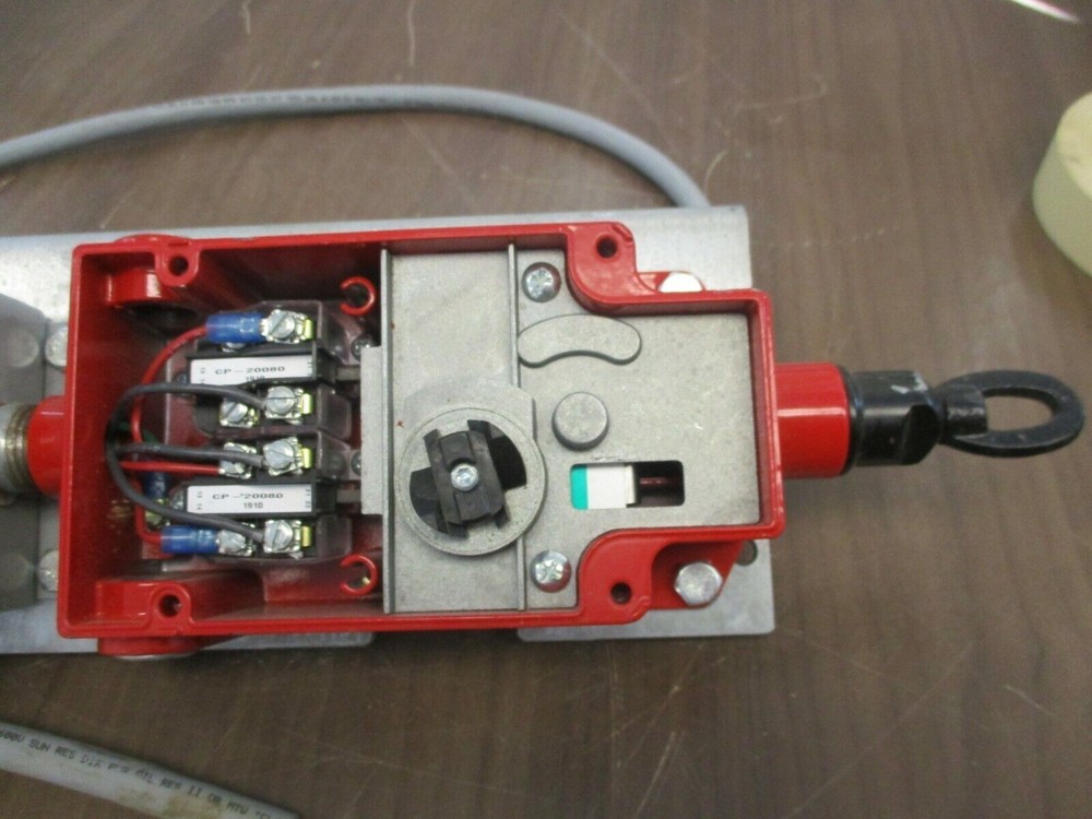 Honeywell Micro Switch Cable-Pull Switch 1CPSA2-F03 w/ Mounting Plate *No Front*