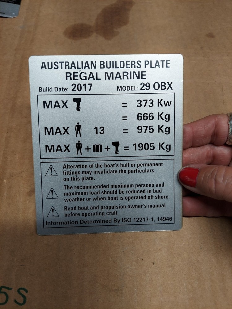 Variety BOAT MAXIMUM CAPACITIES PLAQUE (46-E1)
