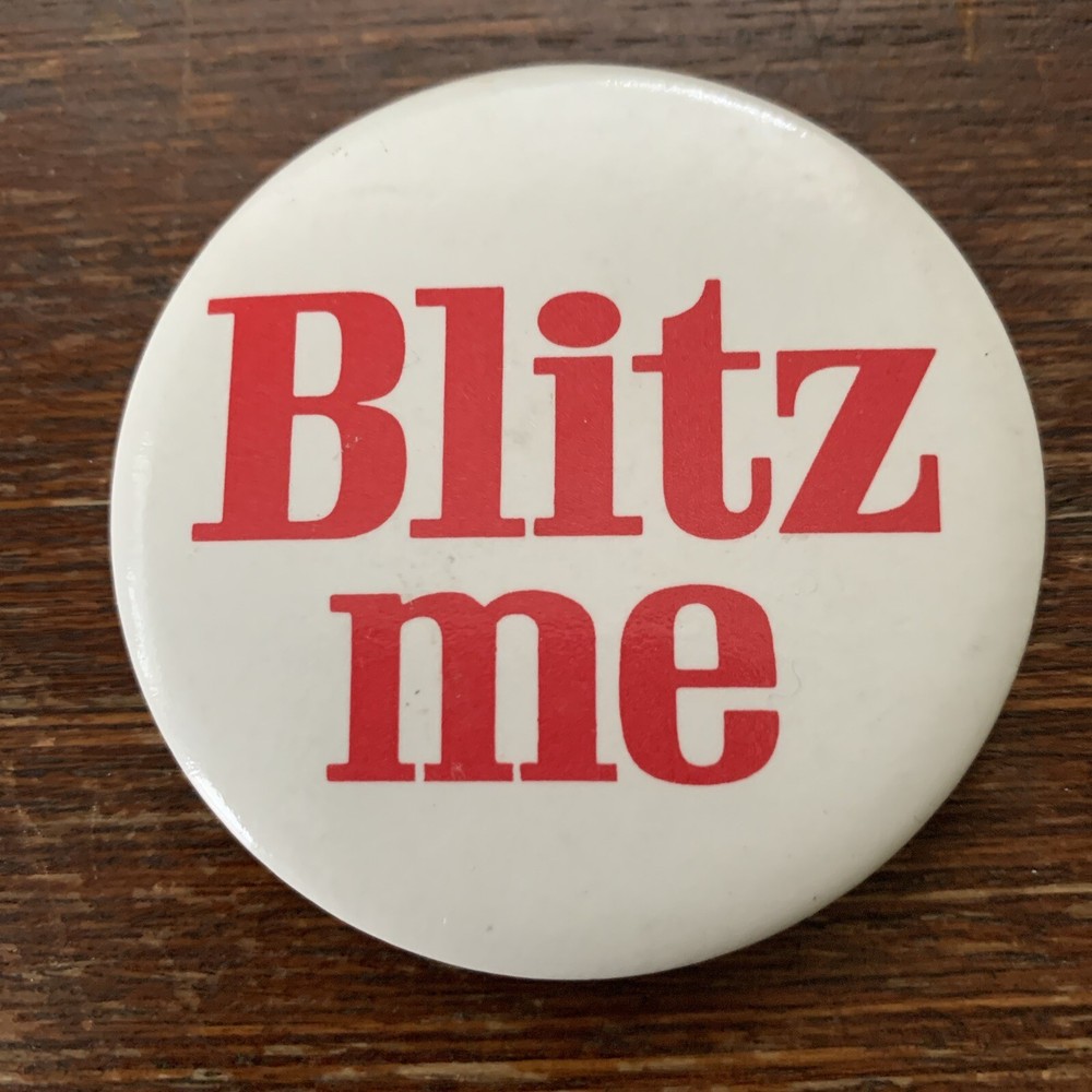 Blitz Me Oregon Beer Pinback Button Advertising