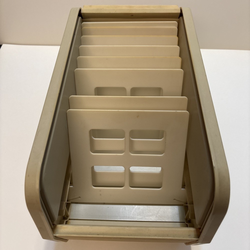 Microcomputer Accessories Plastic Roll Top 5.25” Disc Keeper Storage No Key