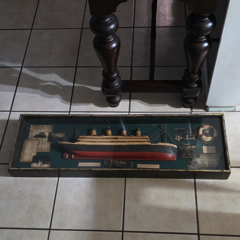 White Star & Titanic Ship Model Display Case with Framed Memorabilia