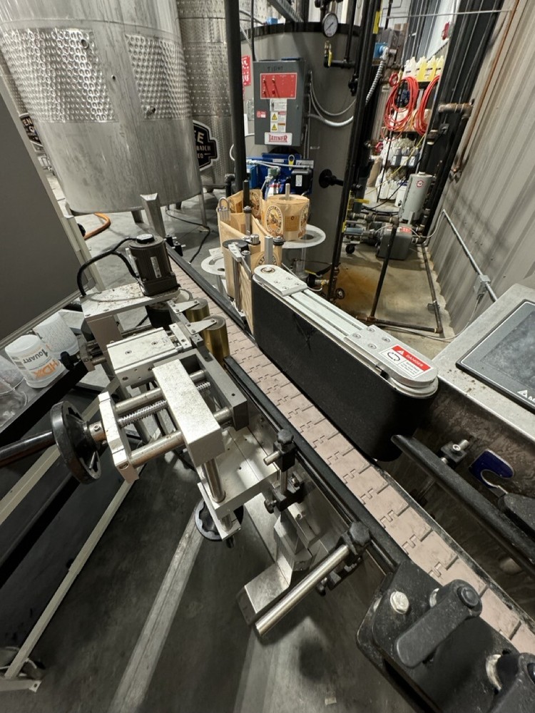 Pack Leader PL-501 Wrap Around Automatic Labeler, 2023