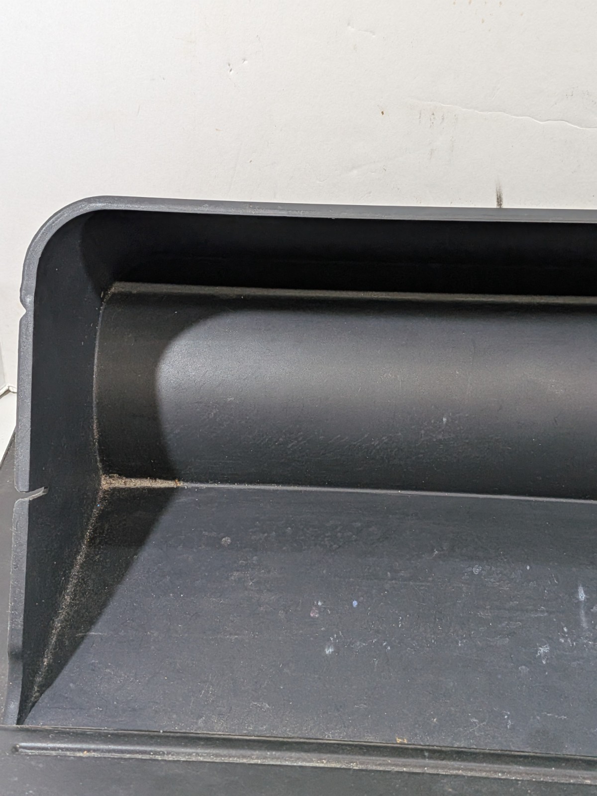 BB53-78060T10-AB/C 11-19 Ford Explorer Glove Box Door Black Silver Trim OEM