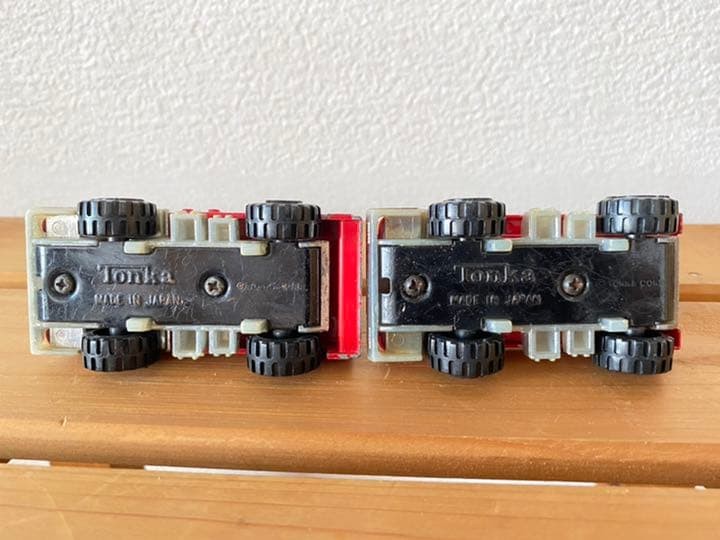 Tin miniature car Tonka