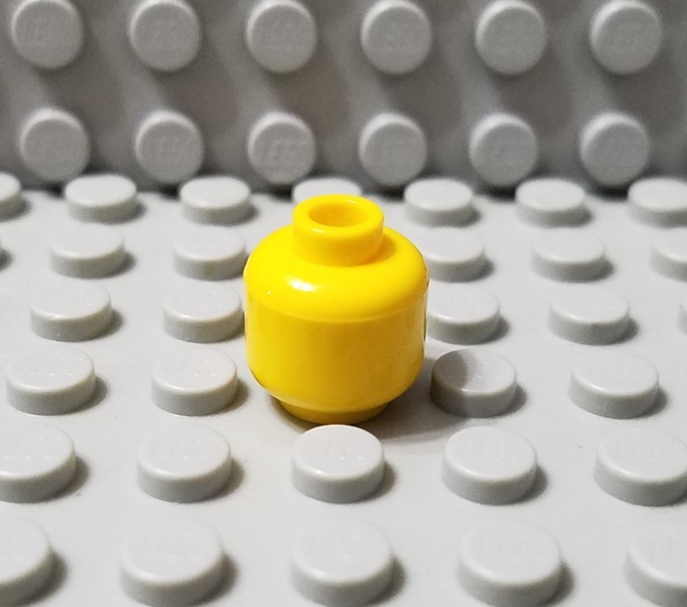 LEGO Yellow Plain Minifigure Head