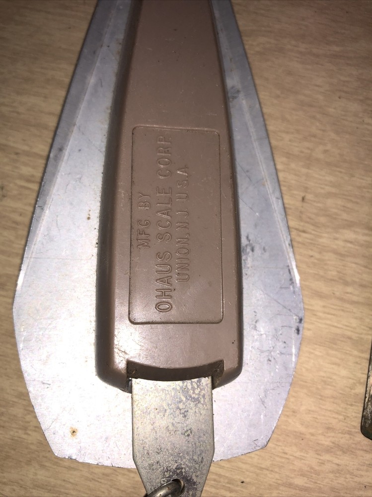 The Scale Handy Scale And OHAUS Spring Scale