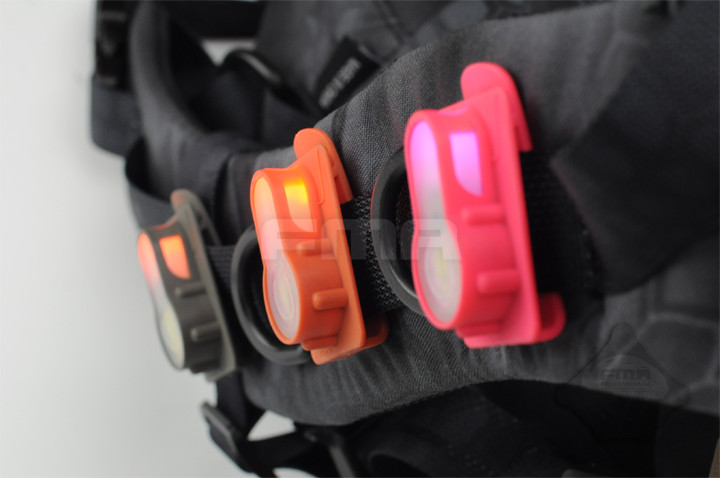 FMA S-LITE Card Button Clip-on Strobe Light for DEVGRU Vest Backpack Webbing