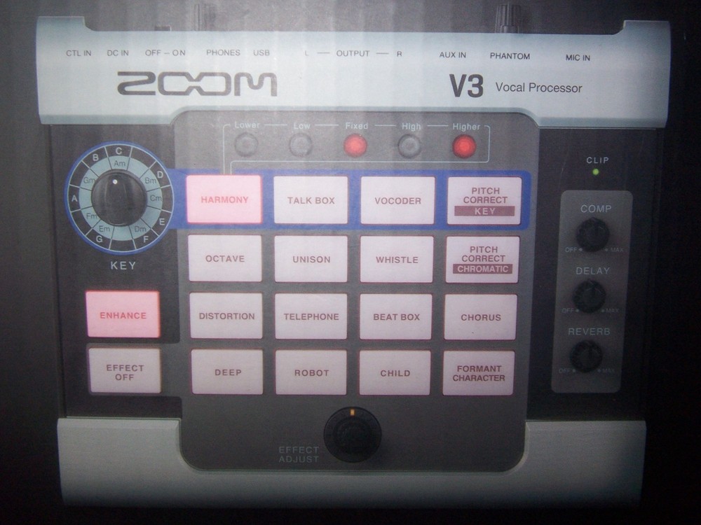 NEW Zoom V3 Vocal Processor USB Audio Interface 16 Voice Effect 3-Part Harmonies