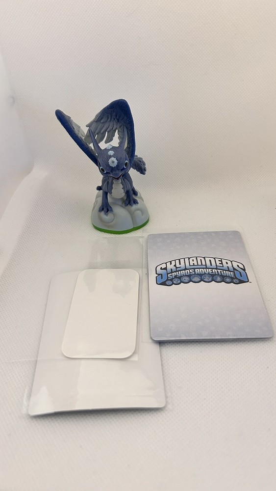 WHIRLWIND Skylanders Activision Toy Figure w/ Trading Card Sticker Code 2011