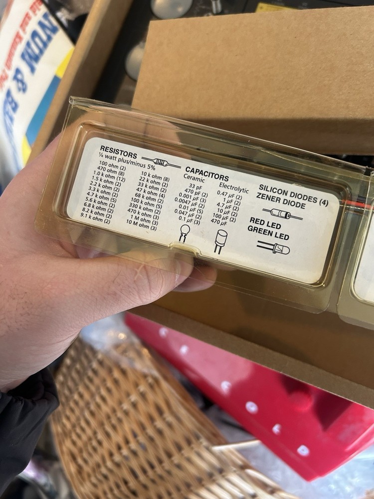 Radio Shack ELECTRONICS LEARNING LAB 28-280 Complete Course in Electronics