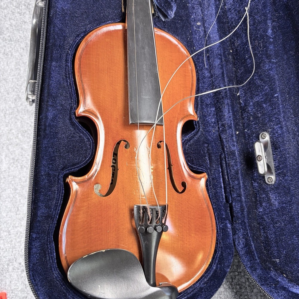 Student Violin with Case - needs new strings