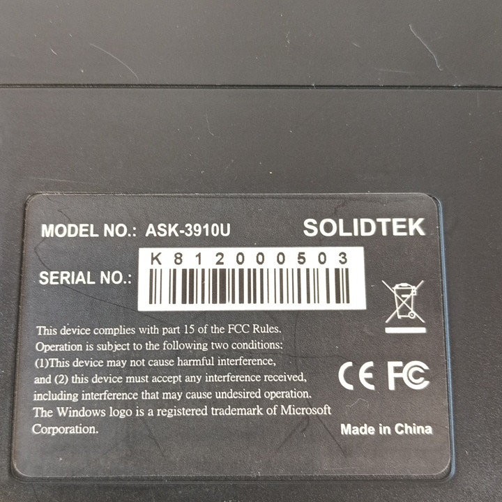 Solidtek ASK-3410U SuperMini USB Wired Keyboard with Touchpad Compact Black PC
