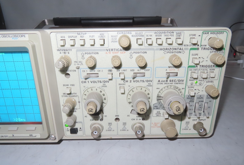 Tektronix 2232 100 MHz Digital Storage Oscilloscope