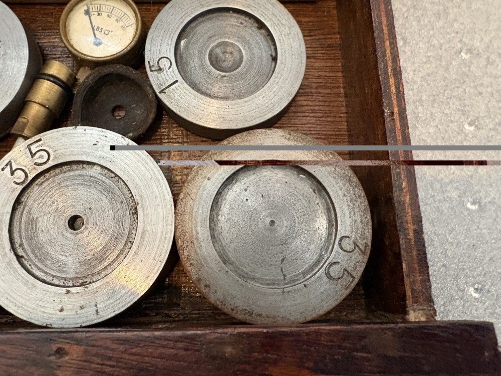 vintage deadweight tester
