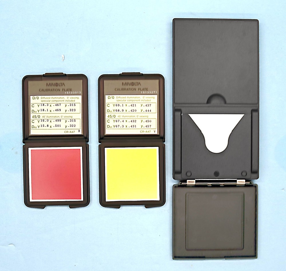 Konica Minolta CR-321 Chroma Meter & DP-301 Data Processor, Manual, Case