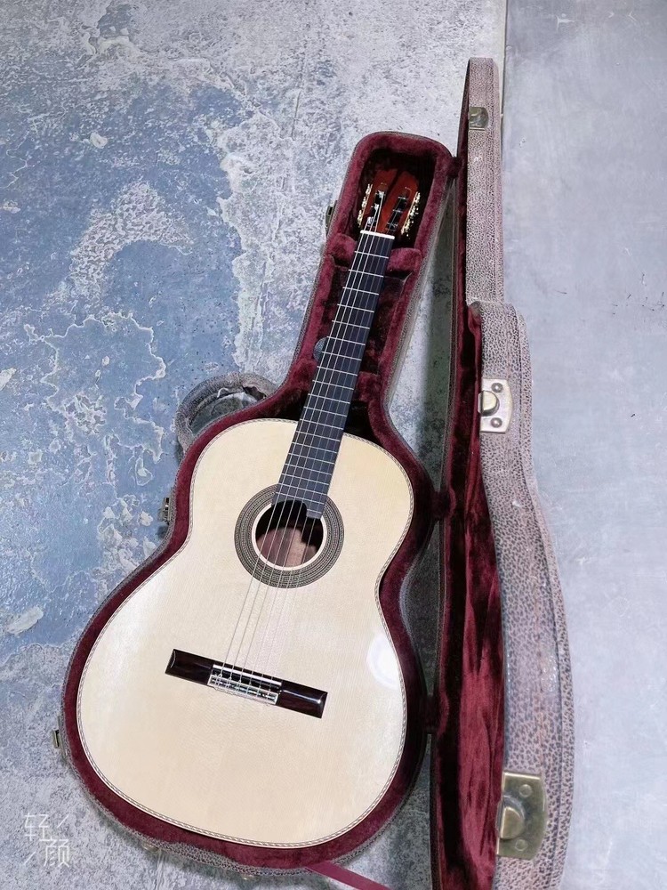 All Solid Wood Classical Guitar Open Headstock 39 inches Solid Cocobolo Body