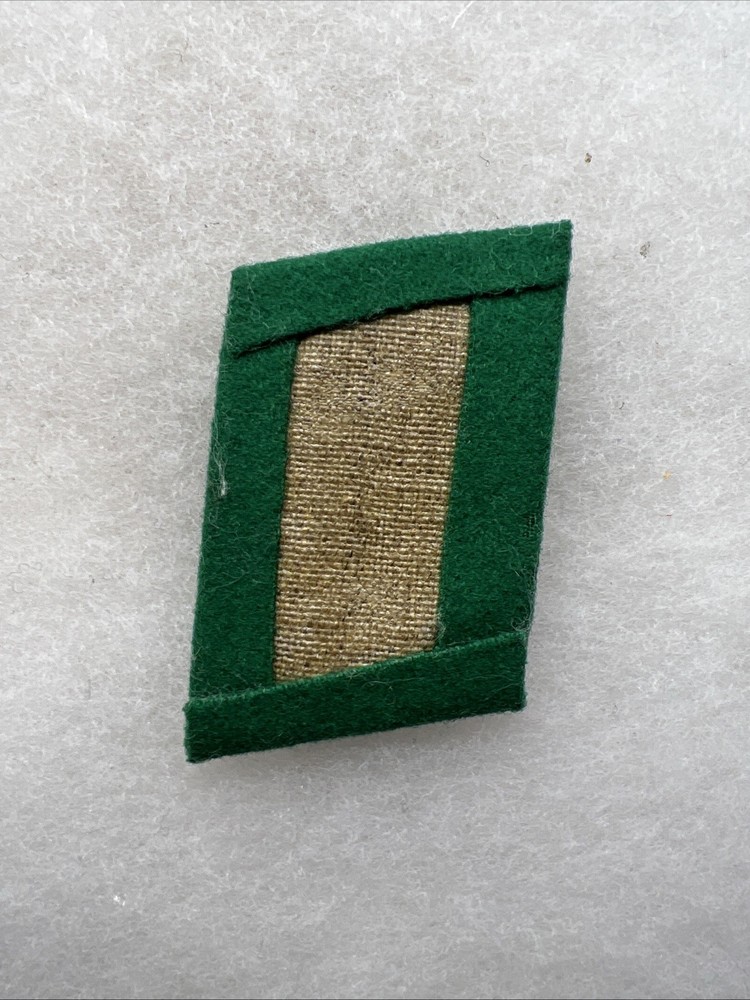 WW2 German Luftwaffe Field Division Collar Tab Single (EE780
