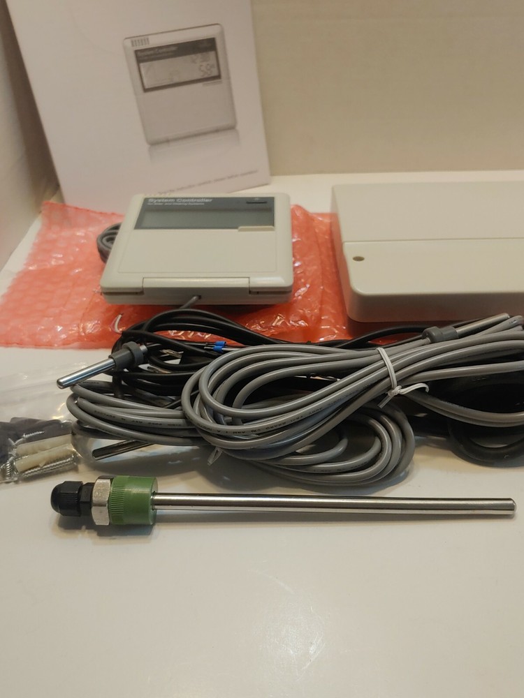 Solar System Controller SR868C8 for Split Pressurized Hot Water Heating System